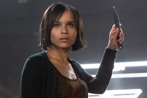 divergent-zoe-kravitz-christina-with-knife